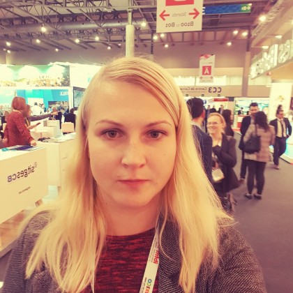 Переводчик Мария на выставке Экспо Туризм