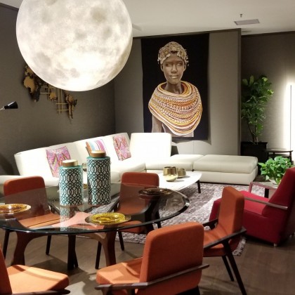 Перевод на рынке Лувр