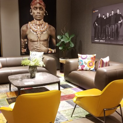 Перевод на рынке Лувр