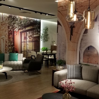 Перевод на рынке Лувр