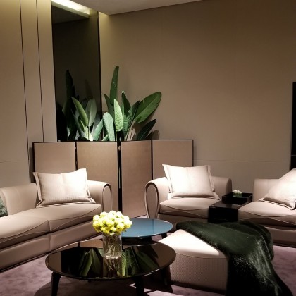 Перевод на рынке Лувр