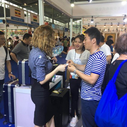 Переводчик Sofiya на выставке культуры