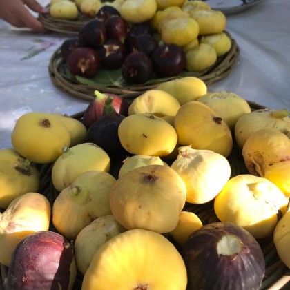 Перевод на рынке injir