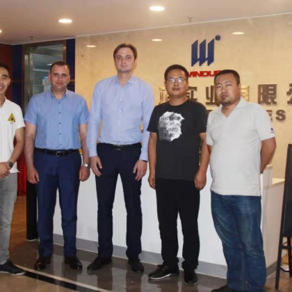 Перевод на переговорах с заводом по литью и мех.обработке металлов.