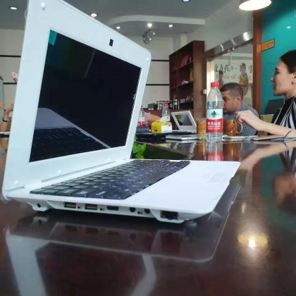 Перевод на заводе по производству компьютерной техники