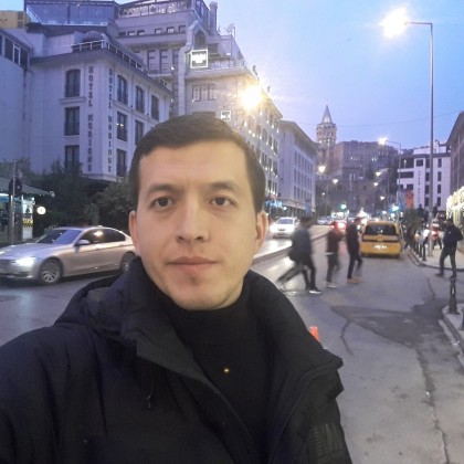 Переводчик Хасан на выставке Plast eurasia