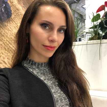 Переводчик Анна на выставке Hannover Messe