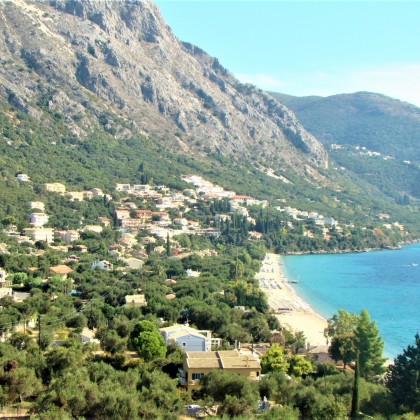 Экскурсия Корфу, пляж Барбати у подножья Пантократора