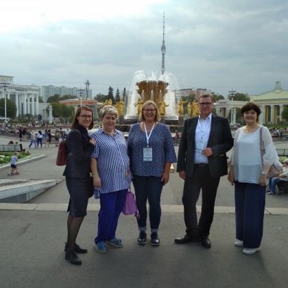 Переводчик Марина на выставке Moscow Global Forum Cuty for Education