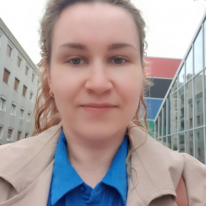 Переводчик Natalia на выставке Лион