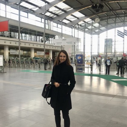 Переводчик Наталия на выставке Интерпринт