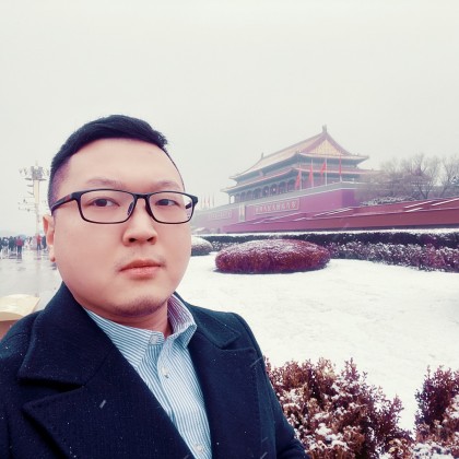 Перевод на заводе игрушек