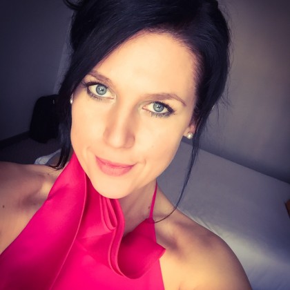 Перевод на переговорах с Представителями аэропортов и авиакомпаний (пилоты, стюардессы, менеджеры)