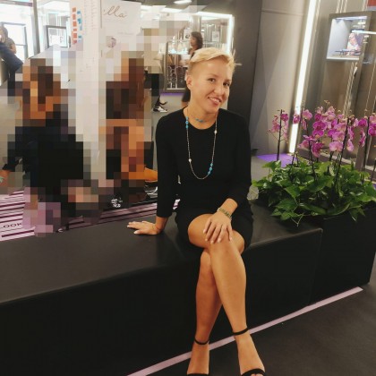 Переводчик Olga на выставке -