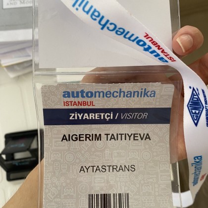 Переводчик AIGERIM на выставке Automechanika