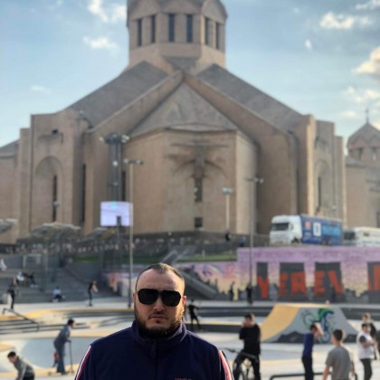 Переводчик Grigoriavanesyan на выставке Yerevan