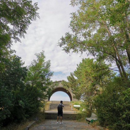 Экскурсия Garni