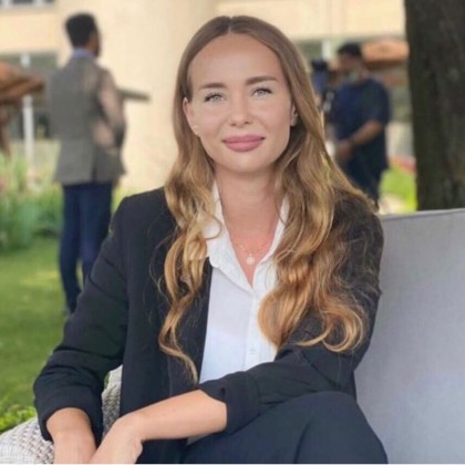 Перевод на переговорах с поставщиком текстиля