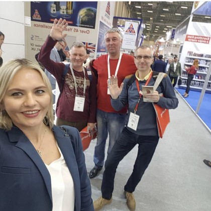 Переводчик Yuliya на выставке Васьавка