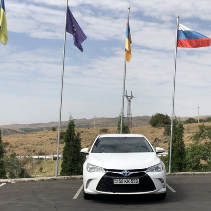 Переводчик Misho на выставке Наши машины