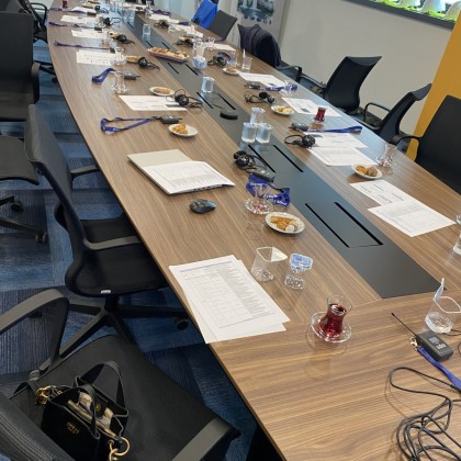 Перевод на заводе Özkan makina