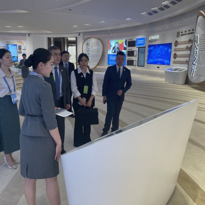 Перевод ФОРУМ ПРОИЗВОДСТВЕННО-ПОСТАВОЧНЫХ ЦЕПОЧЕК ШОС И 2023 МЕЖДУНАРОДНАЯ ИНВЕСТИЦИОННАЯ И ТОРГОВАЯ ВЫСТАВКА СТРАН ШОС