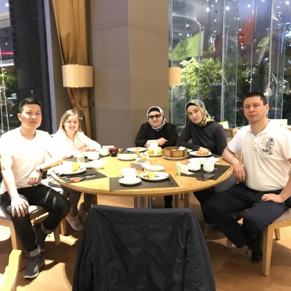 Перевод на переговорах с производителем мебели