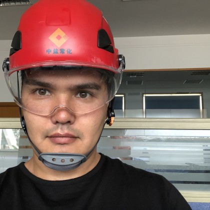 Перевод на заводе Взятие пробы промышленной химии для анализа в лаборатории. С последующим контролем погрузки.