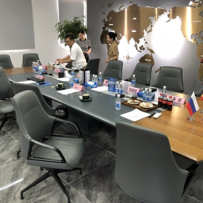 Перевод на переговорах с Производителя картриджей для принтеров