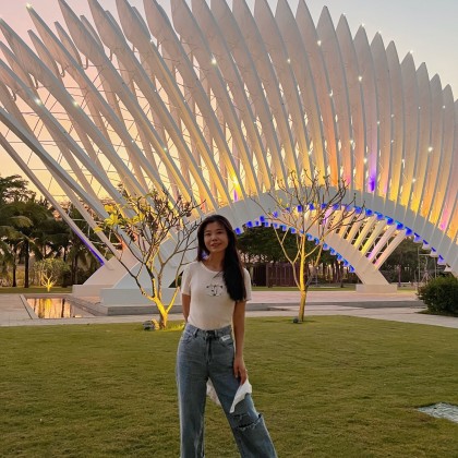 Переводчик Yana на выставке международные выставки