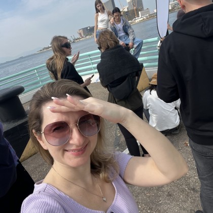 Перевод Фото и видео съемки моделей для рекламной кампании