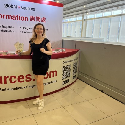 Переводчик Olga на выставке Global sources