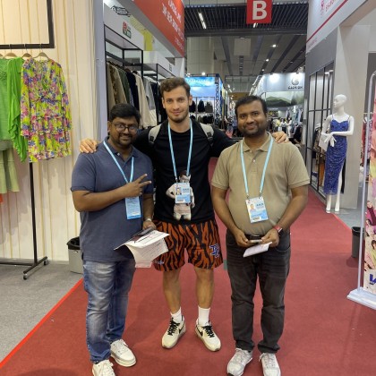 Переводчик Vit@ha23 на выставке КИТАЙСКАЯ ЯРМАРКА ИМПОРТА И ЭКСПОРТА