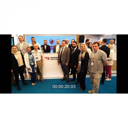 Переводчик Majid на выставке Iran oil Show