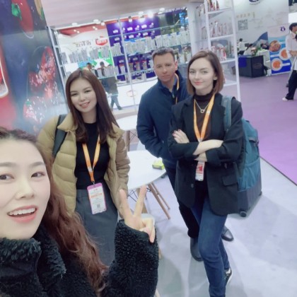 Переводчик Masha на выставке Продовольственная выставка