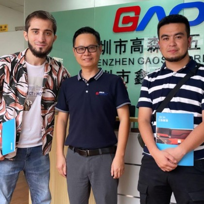 Перевод на заводе Производитель LED света и ключей