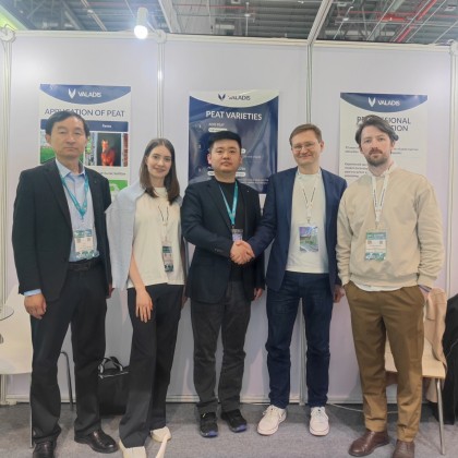 Переводчик Владислав на выставке CAC2024