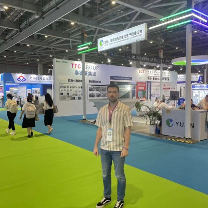 Переводчик Владислав на выставке Starch Expo 2024