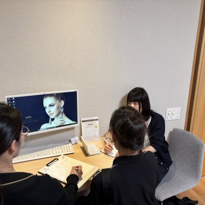 Переводчик в клинике в 2025