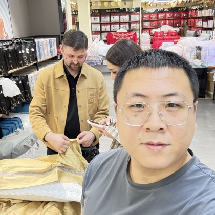 Перевод на заводе постельной поинадлежности