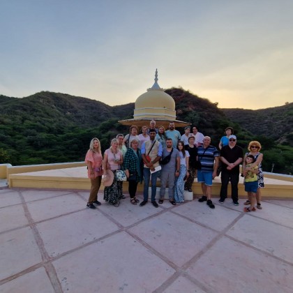 Переводчик Хариндра на выставке В Самоде