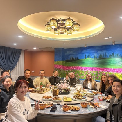 Перевод на переговорах с Фабрика витамин