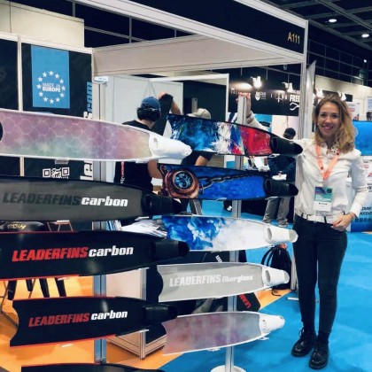 Переводчик Ксения на выставке DRT SHOW HK