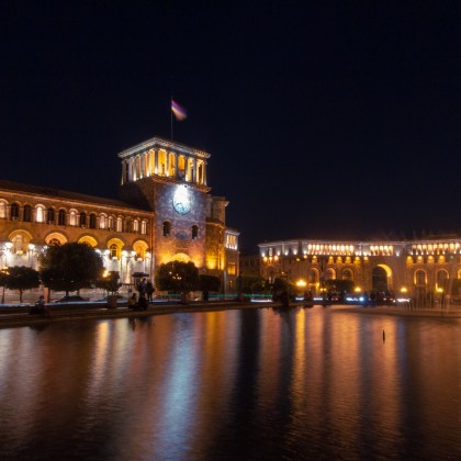 Экскурсия по вечернему Еревану, площадь Республики