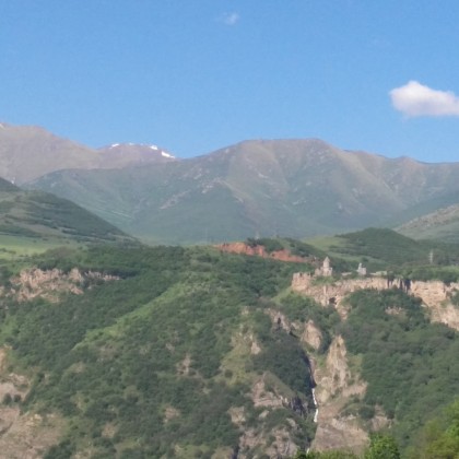 Экскурсия - дорога к Татевскому монастырю