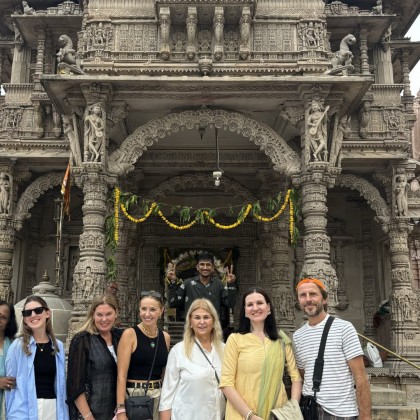 Экскурсия для Татьяны Навки, Повиласа Ванагаса и  команды