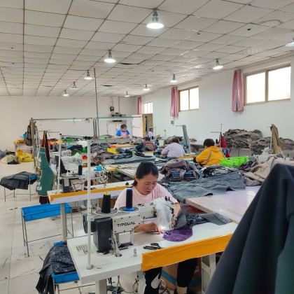 Перевод на заводе / фабрики одежды