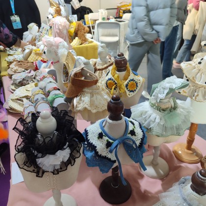 Переводчик Дмитрий на выставке PET FAIR