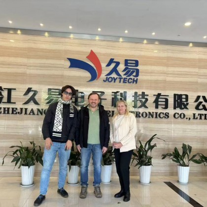 Перевод на заводе электроники