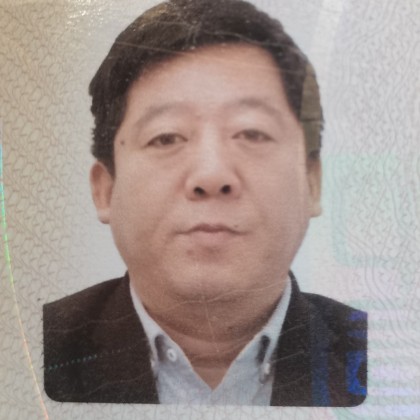 Перевод на заводе станки, крышки на бутылки, обувь, люстры